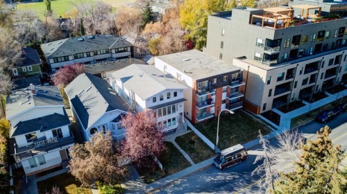 3-1921 5 Street Sw, Calgary, AB - Outdoor