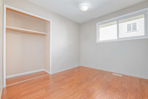 99 Mardale Crescent Ne, Calgary, AB - Indoor Photo Showing Other Room