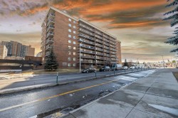 207-1335 12 SW Calgary, AB T3C 3P7
