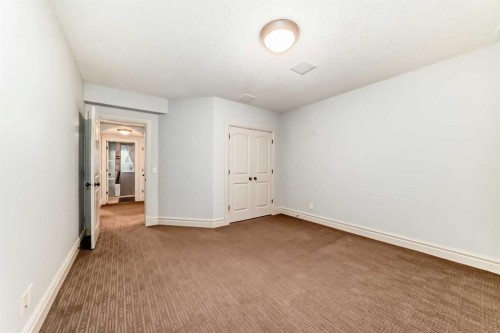 38 Aspen Meadows Park Sw, Calgary, AB - Indoor Photo Showing Other Room
