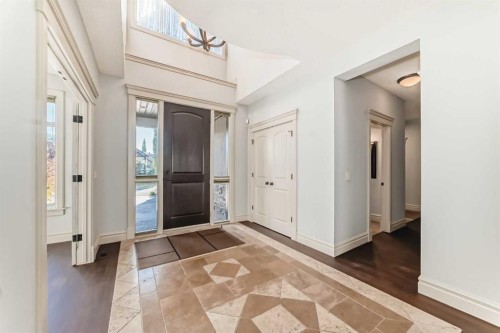 38 Aspen Meadows Park Sw, Calgary, AB - Indoor Photo Showing Other Room