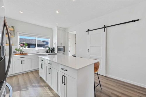 511 Wolf Creek Way Se, Calgary, AB - Indoor Photo Showing Kitchen