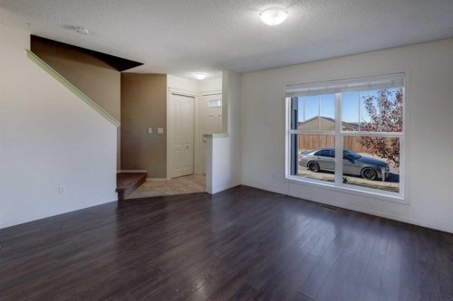 136 Evansborough Way Nw, Calgary, AB - Indoor Photo Showing Other Room