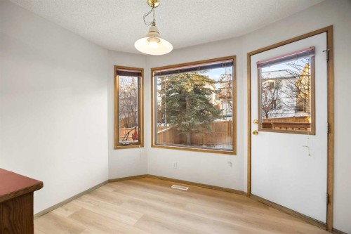 51 Macewan Park Rise Nw, Calgary, AB - Indoor Photo Showing Other Room