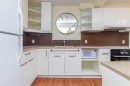 523-860 Midridge Drive Se, Calgary, AB  - Indoor Photo Showing Kitchen 