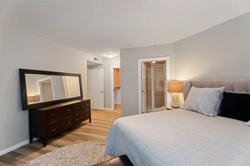 501-837 2 Avenue Sw, Calgary, AB - Indoor Photo Showing Bedroom