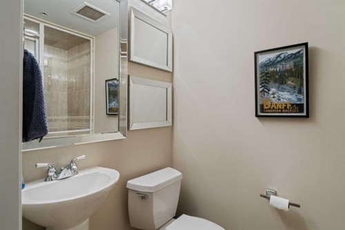 501-837 2 Avenue Sw, Calgary, AB - Indoor Photo Showing Bathroom