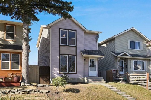 128 Castlegreen Close Ne, Calgary, AB - Outdoor With Facade