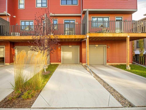 25 Spring Willow Close Sw, Calgary, AB - Outdoor With Balcony With Exterior
