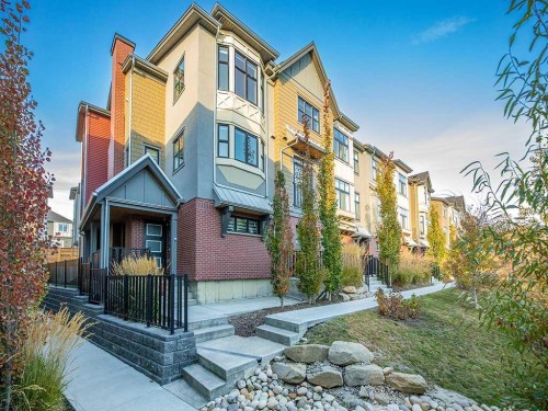 25 Spring Willow Close Sw, Calgary, AB - Outdoor With Facade