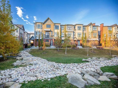 25 Spring Willow Close Sw, Calgary, AB - Outdoor With Facade