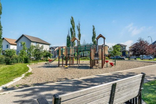 210 Cranberry Place Se, Calgary, AB - Outdoor