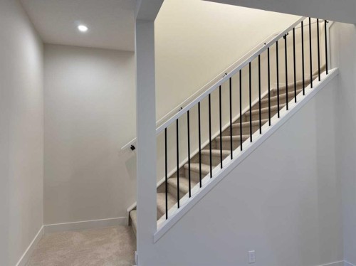 334 Sundown Road, Cochrane, AB - Indoor Photo Showing Other Room