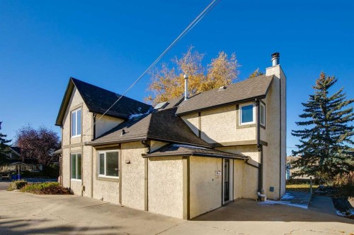 2114 20 Avenue, Didsbury, AB - Outdoor With Exterior