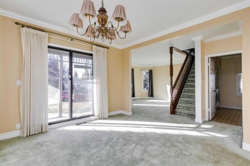 2114 20 Avenue, Didsbury, AB - Indoor Photo Showing Other Room