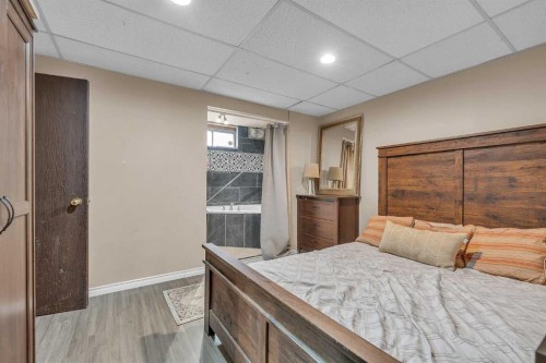 232 Abadan Place Ne, Calgary, AB - Indoor Photo Showing Bedroom