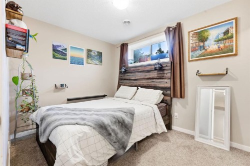 93 Auburn Meadows View Se, Calgary, AB - Indoor Photo Showing Bedroom