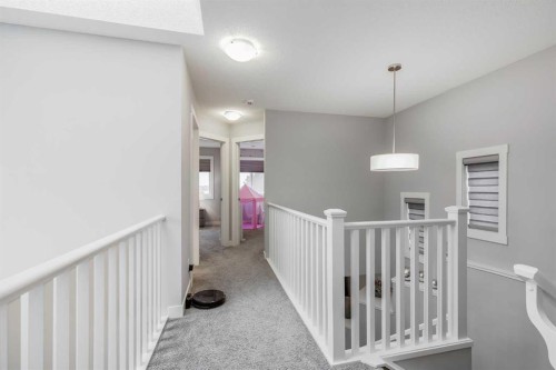 1037 Chinook Gate Heath Sw, Airdrie, AB - Indoor Photo Showing Other Room