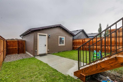 1037 Chinook Gate Heath Sw, Airdrie, AB - Outdoor With Exterior