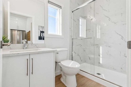 102-95 Saddlecrest Circle Ne, Calgary, AB - Indoor Photo Showing Bathroom