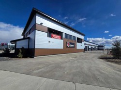 209-5 River Heights Drive  Cochrane, AB T4C 0N8