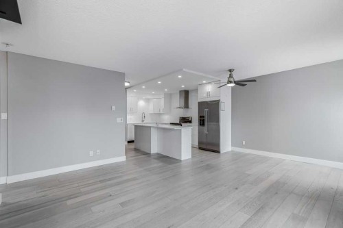404-1208 14 Avenue Sw, Calgary, AB - Indoor Photo Showing Kitchen