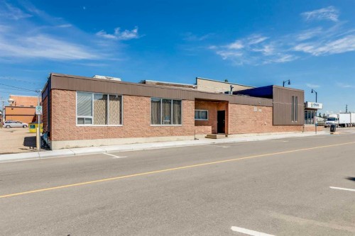 5120 50 Avenue, Olds, AB 