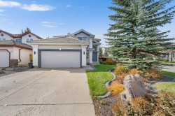 23 Valley Ponds Way NW Calgary, AB T3B 5T5