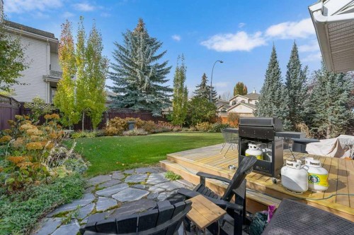 23 Valley Ponds Way Nw, Calgary, AB - Outdoor