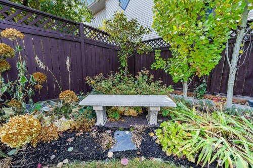 23 Valley Ponds Way Nw, Calgary, AB - Outdoor