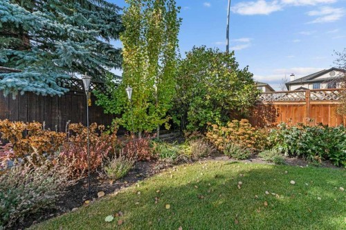 23 Valley Ponds Way Nw, Calgary, AB - Outdoor