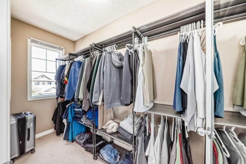 423 Morningside Way Sw, Airdrie, AB - Indoor With Storage