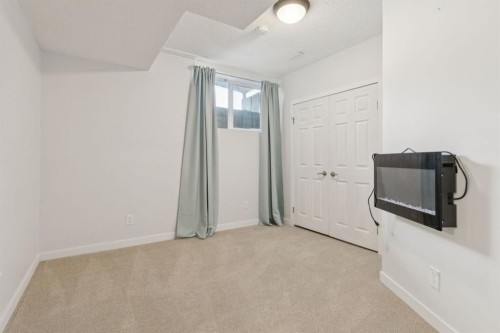 480 River Heights Green, Cochrane, AB - Indoor Photo Showing Other Room