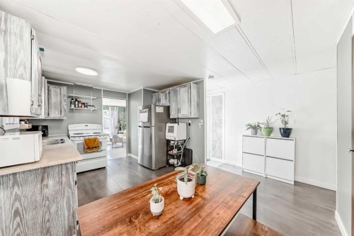 11-649 Main Street North, Airdrie, AB 