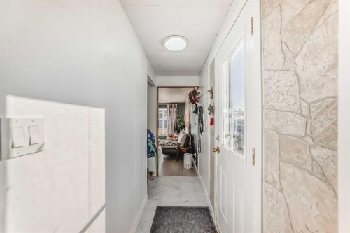 11-649 Main Street North, Airdrie, AB 