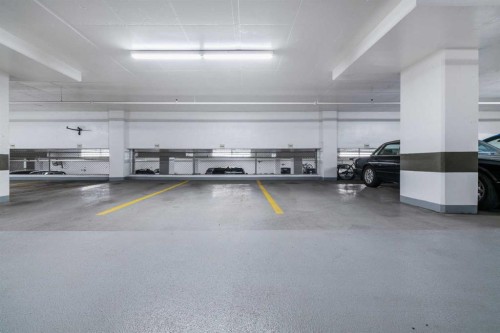 2010-210 15 Avenue Se, Calgary, AB - Indoor Photo Showing Garage