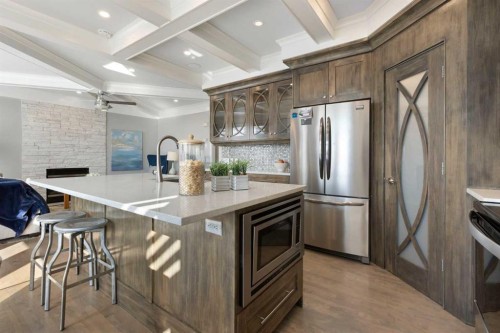 13003 Township Road 265, Rural Rocky View County, AB - Indoor Photo Showing Kitchen With Upgraded Kitchen