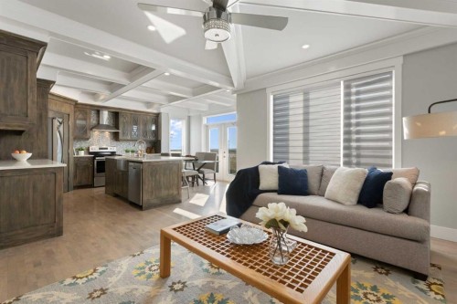 13003 Township Road 265, Rural Rocky View County, AB - Indoor Photo Showing Living Room