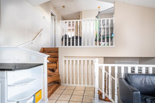 8051 Laguna Way Ne, Calgary, AB - Indoor Photo Showing Other Room