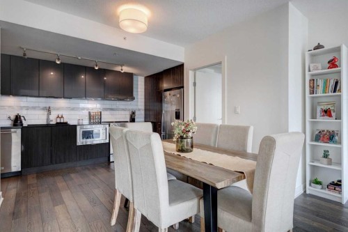2108-930 6 Avenue Sw, Calgary, AB - Indoor Photo Showing Dining Room