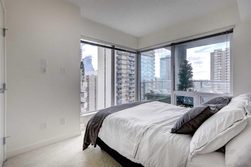 2108-930 6 Avenue Sw, Calgary, AB - Indoor Photo Showing Bedroom