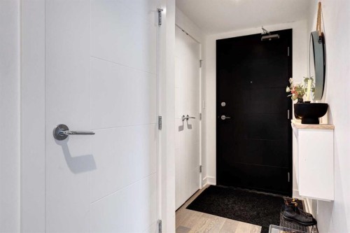 2108-930 6 Avenue Sw, Calgary, AB - Indoor