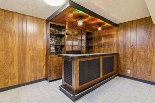 5307 7 Avenue Sw, Calgary, AB - Indoor Photo Showing Other Room