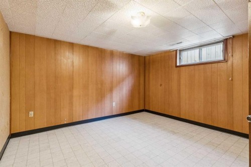 5307 7 Avenue Sw, Calgary, AB - Indoor Photo Showing Other Room