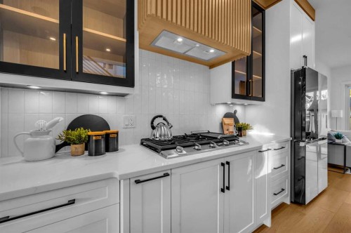 3404 2 Street Nw, Calgary, AB - Indoor Photo Showing Kitchen With Upgraded Kitchen