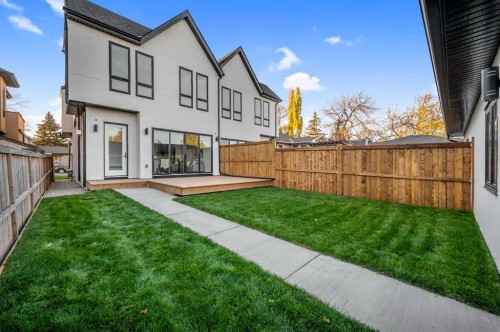 3404 2 Street Nw, Calgary, AB - Outdoor