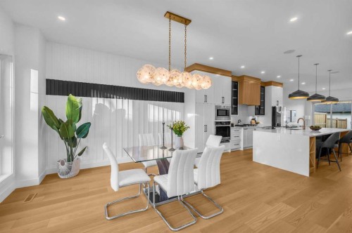 3404 2 Street Nw, Calgary, AB - Indoor Photo Showing Other Room