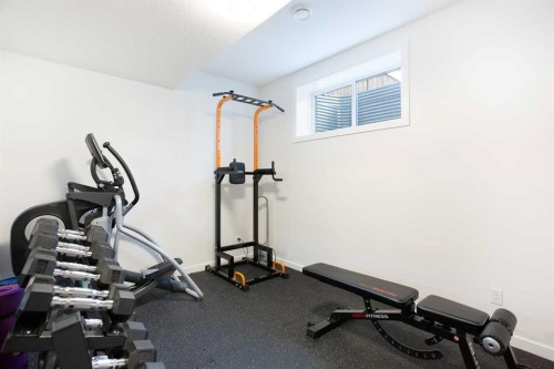 4628 15 Avenue Nw, Calgary, AB - Indoor Photo Showing Gym Room