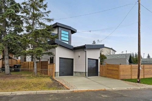 7722 47 Avenue Nw, Calgary, AB - Outdoor