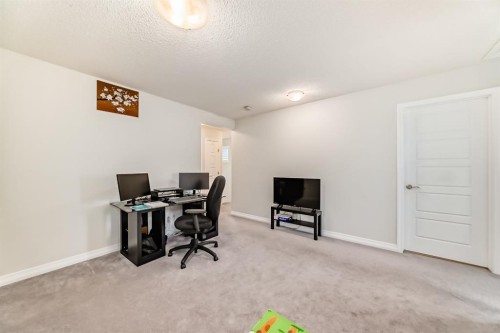 163 Evanscrest Way Nw, Calgary, AB - Indoor Photo Showing Other Room